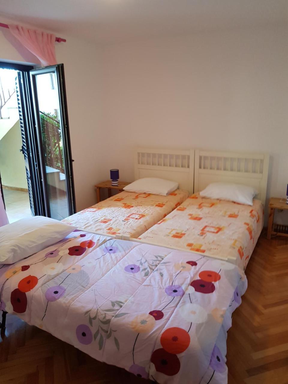 Monfiorenzo 11 Apartment